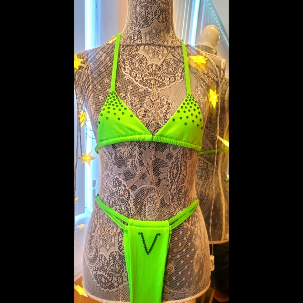 Sexy Neon green thong bikini💚 Swarovski rhinestones